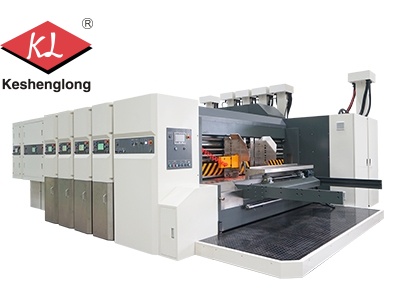 Máquina automática de la caja corrugada.