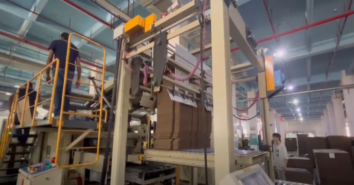 Apilador doble de la máquina en línea Shinko FFG